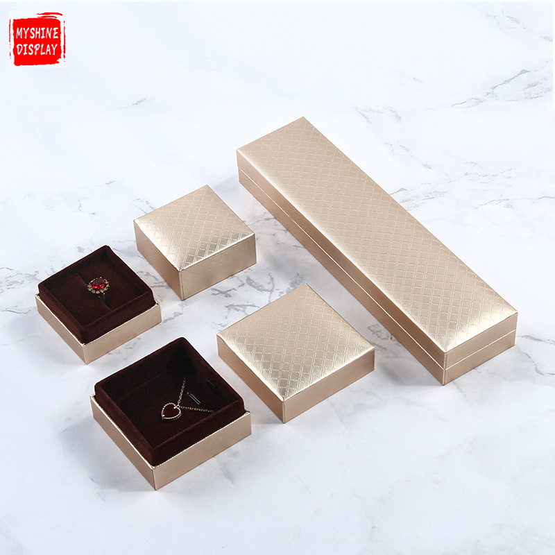 Luxury Gold Cardboard Paper Bracelet Necklace Jewelry Boxes Packaging With Custom Logo