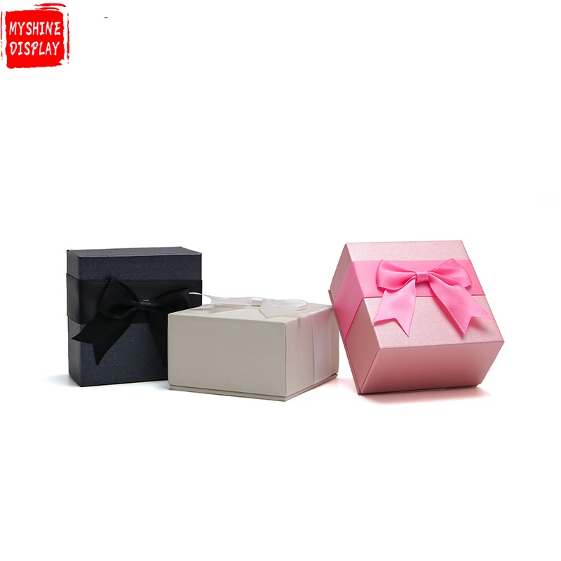 Wholesale Luxury Custom Logo Small Cardboard Jewellery Storage Packaging Paper Jewelry Box With Sponge