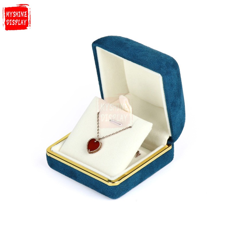 velvet jewelry gift boxes luxury Wholesales mini portable jewellery box velvet ring leather jewelry box