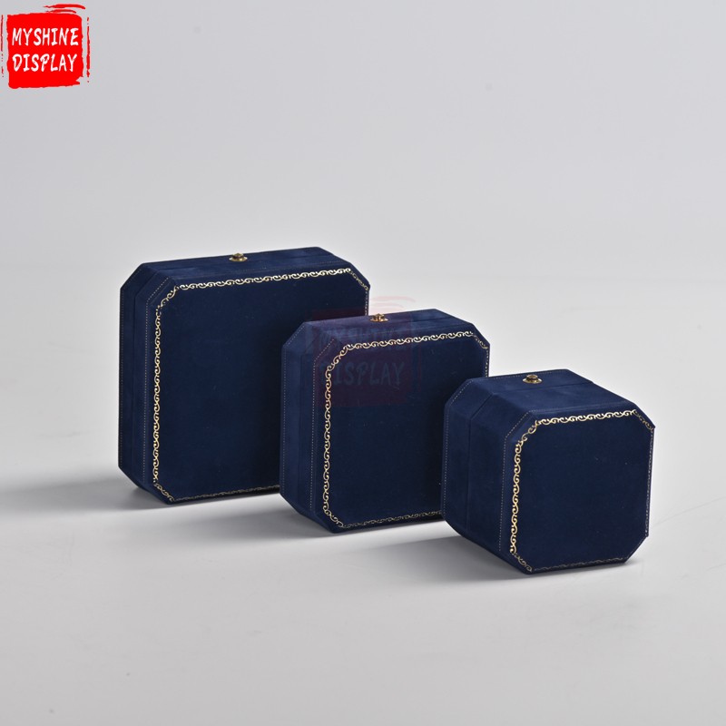 Custom blue octagon jewelry packing box with gold button