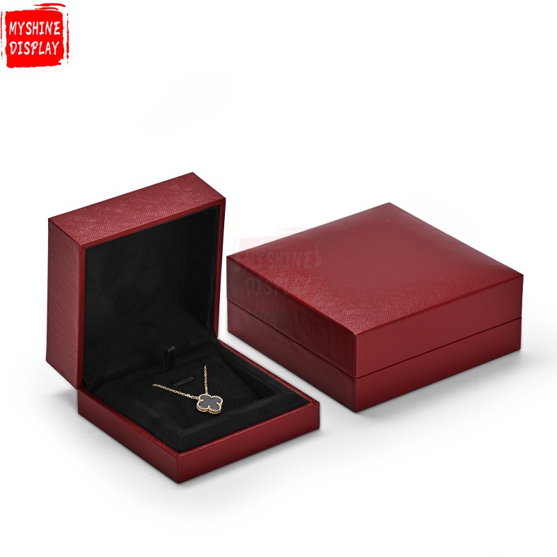 Custom leatherette paper jewelry packaging box