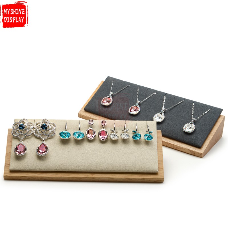 OEM Wholesale Beige Gray Microfiber Jewellery Holder For Necklace Pendant Earrings Natural Wood Jewelry display