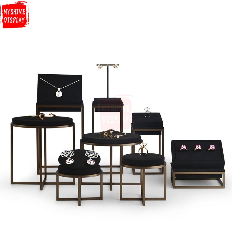 showcase jewelry display stand set