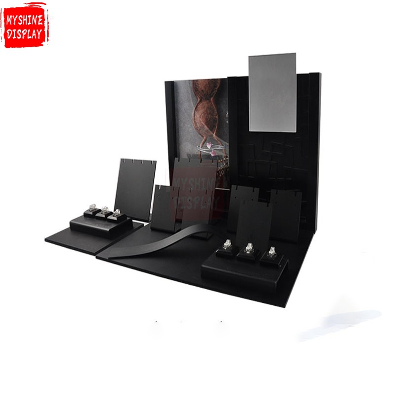 Fashion black acrylic jewelry display stands is you best choose made in China